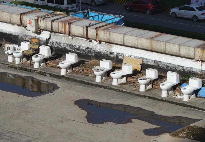 segera hubungi jasa sedot wc semarang jika saluran dirumah mampet